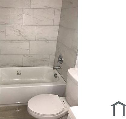 2nd image of 15221 NE 6th Ave APT A103