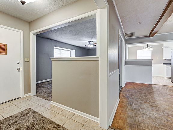 4th image of 419 Forest Dr