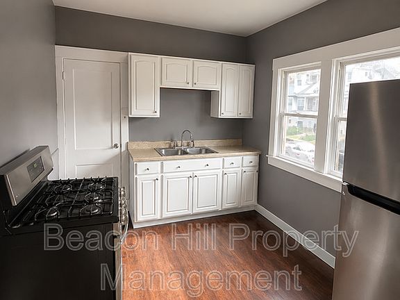 5th image of 12602 Locke Ave