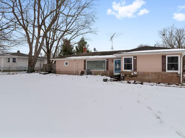 1215 Carmel Blvd, Zion, IL 60099