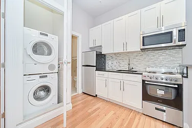 Rented by Living New York