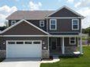 2102 Steelwood Dr, Howell, MI 48843