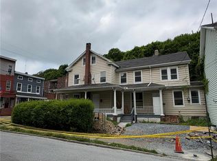 29 E Nescopec St, Whitehall, PA 18052