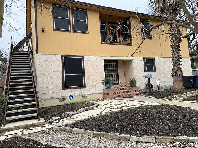 1st image of 438 Irvington Dr