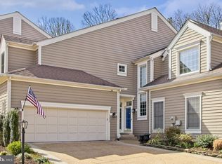 11423 Hollow Timber Way, Reston, VA 20194