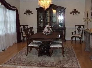 26 Cranbery Pond Rd, Putnam Valley, NY 10579