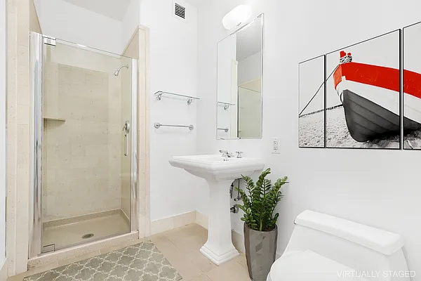 Rented by Compass | media 37