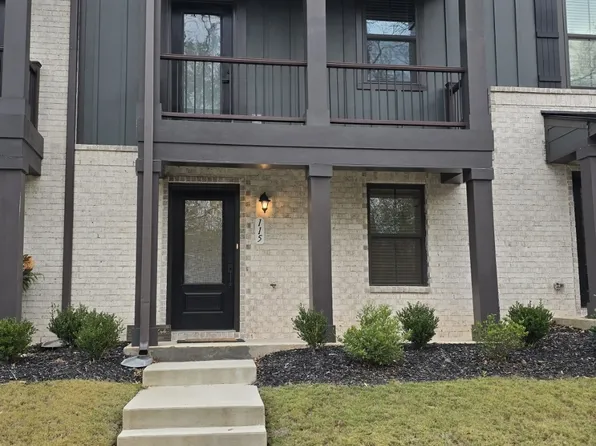 115 Climbing Ivy Cir, Fayetteville, GA 30214