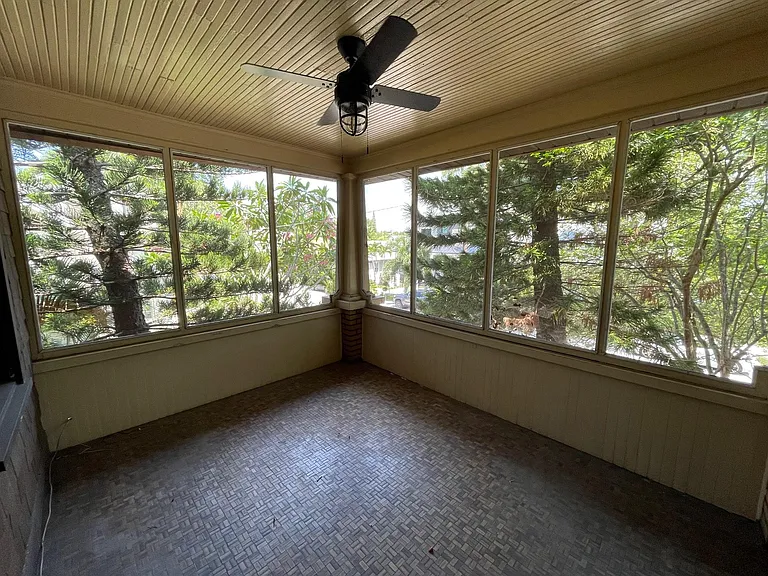 125 7th Ave NE #D1 — Photo 13