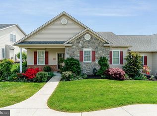 6914 Derrick Dr, Harrisburg, PA 17112