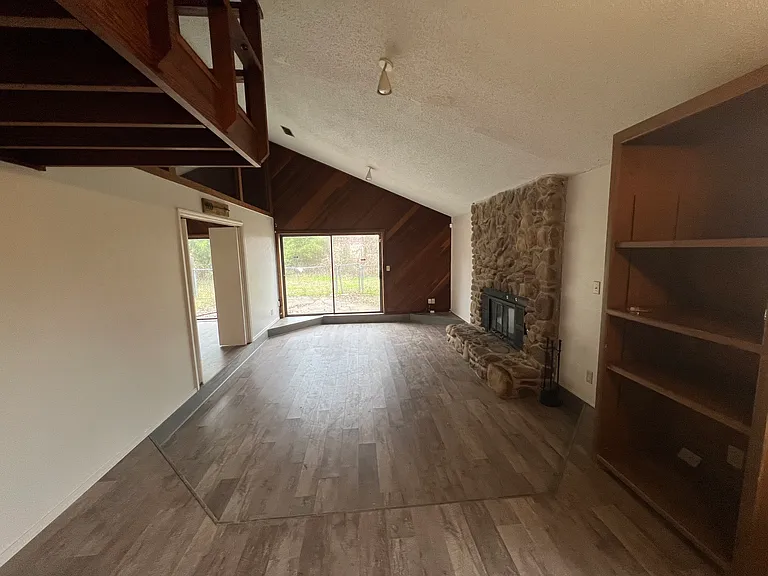 38 Colonial Dr #A — Photo 5