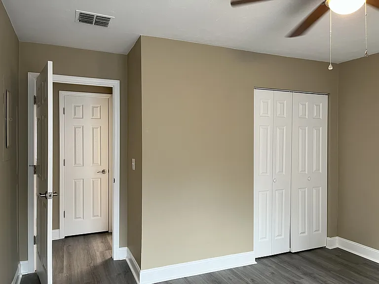 728 Pointe Ct #A — Photo 17