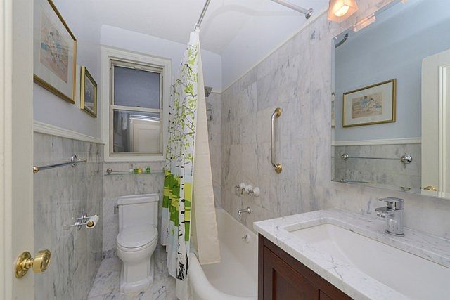1st image of 410 E 57th St APT 8D