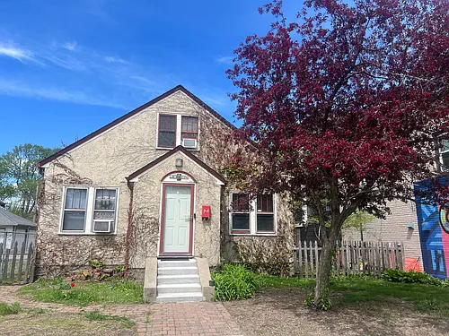 1504 44th Ave N Photo 1