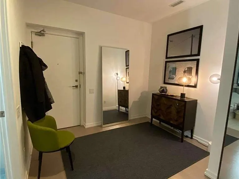 101 Peter St W #515 — Photo 7