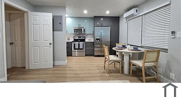 1 bed, 500 sqft, $2,500 — Photo 1