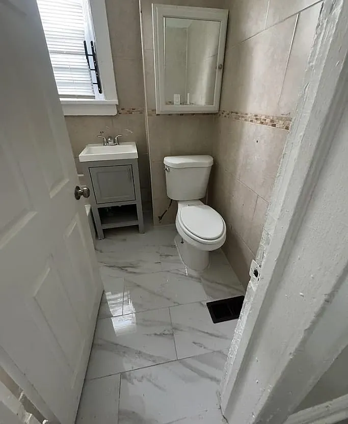 2 bed, 850 sqft, $1,695 — Photo 2