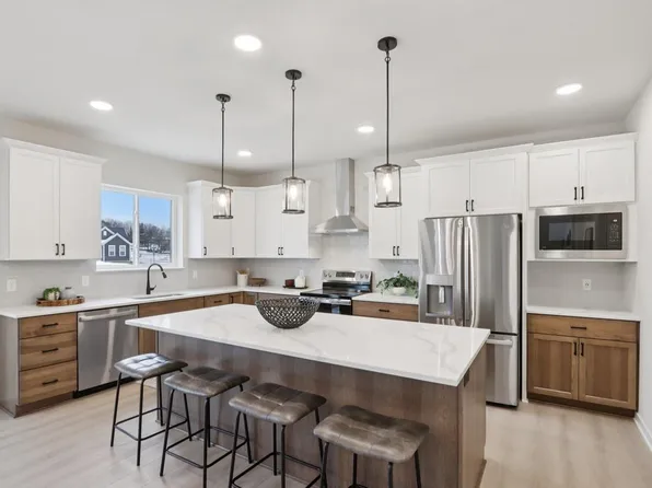 534 Buss Road, Cottage Grove, WI 53527