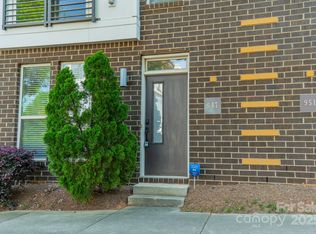 947 Warren Burgess Ln, Charlotte, NC 28205