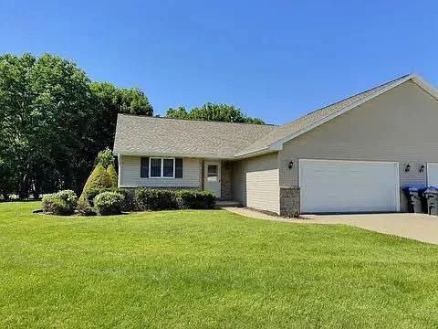 W3181 Westowne Ct — Photo 4