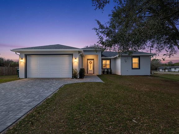 2nd image of 3573 NW 18th Avenue