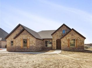 7533 Eagle Ridge Cir, Fort Worth, TX 76179