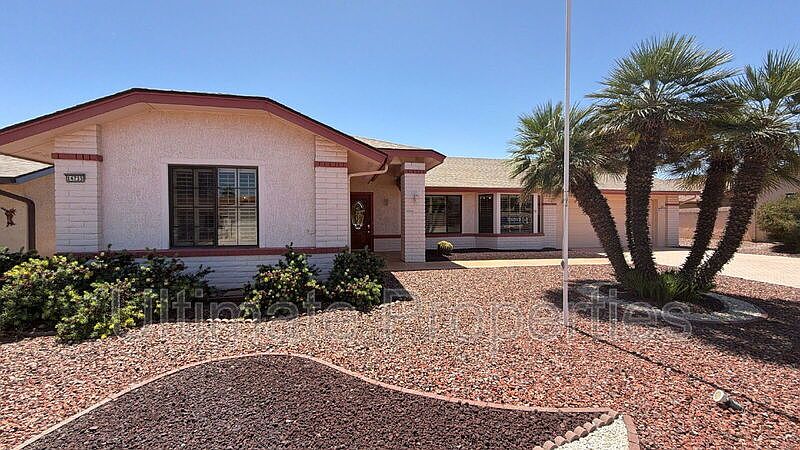 1st image of 14735 W Buttonwood Dr