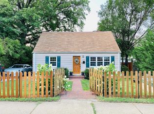 3118 Burgundy Rd, Alexandria, VA 22303