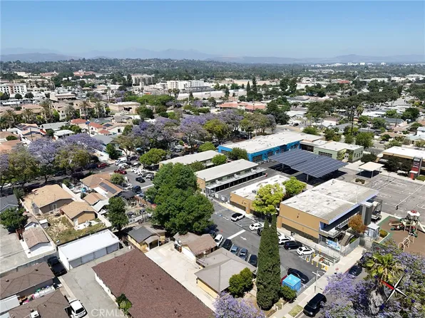 215 E Ash Ave, Fullerton, CA 92832