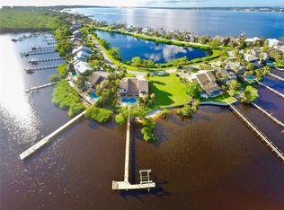 4060 NE Joes Point Rd, Stuart, FL 34996