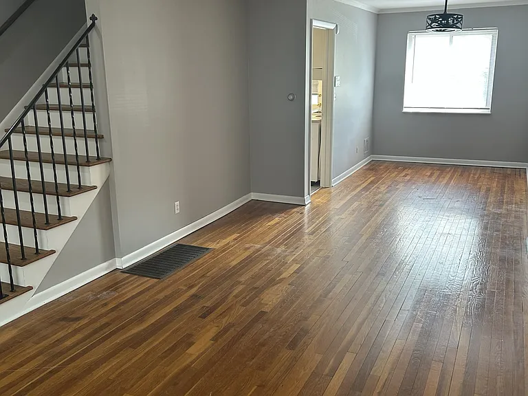 237 Broad Meadows Blvd — Photo 3