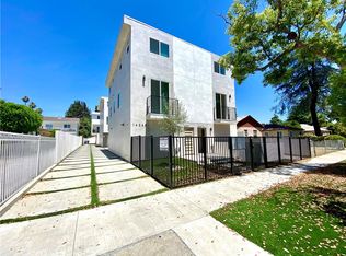 14249 Sylvan St, Van Nuys, CA 91401