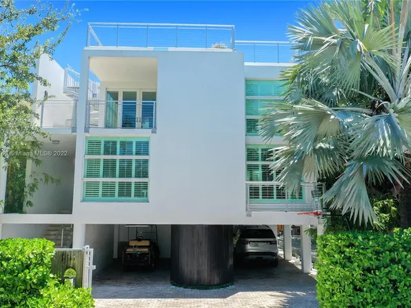 110 Woodcrest Ln #102, Key Biscayne, FL 33149