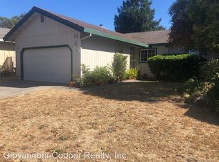 2351 Mandarin Ln, Santa Rosa, CA 95401