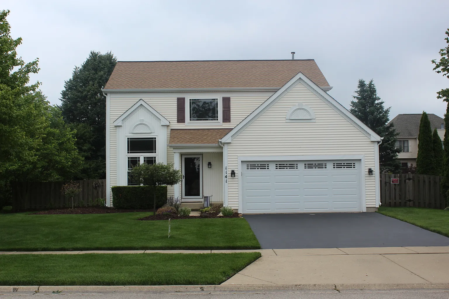 1141 Sawmill Ln photo 1