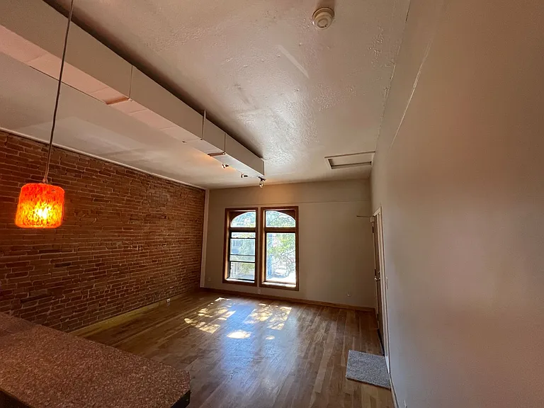 2323 W 30th Ave — Photo 3