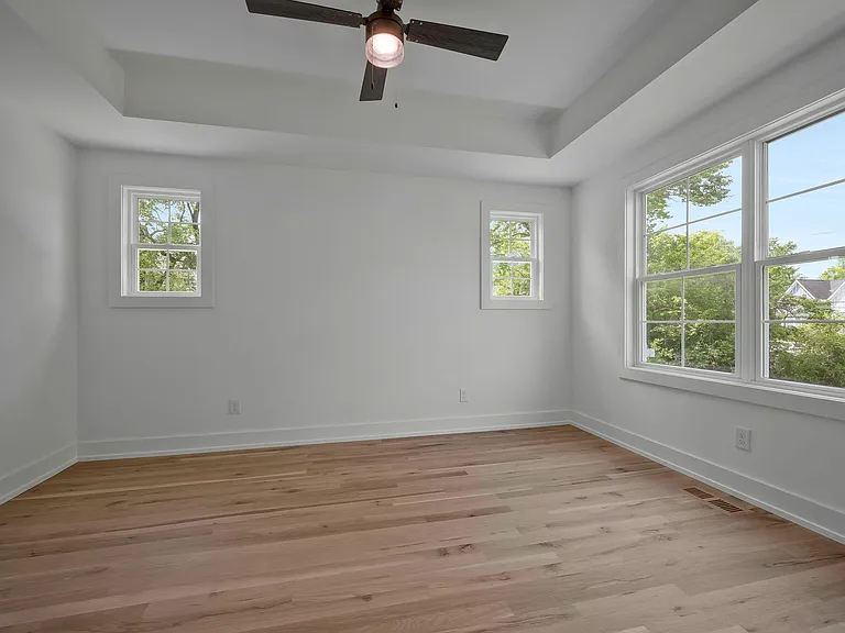 1732B Kellow St — Photo 13