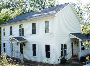 74 Lavona Joy Cir, Franklin, NC 28734