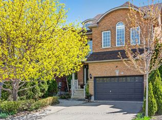335 Bathurst Glen Dr, Vaughan, ON L4J9A3