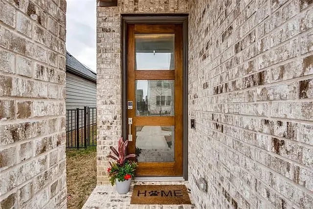 4211 Curtiss Dr — Photo 16