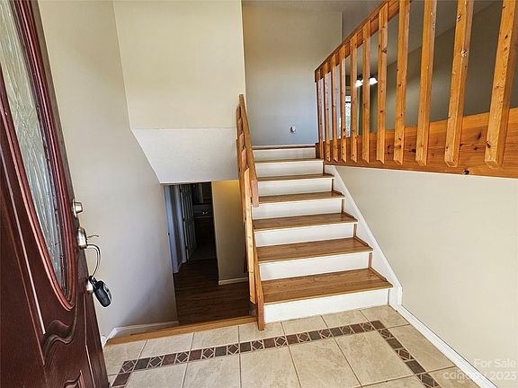 4th image of 107 Woodlea Dr