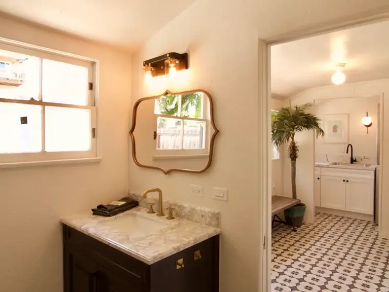 2306 Chalcedony St — Photo 52