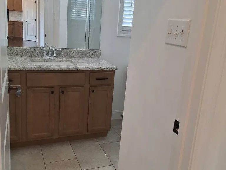 12668 Myrtle Ridge Ln — Photo 12