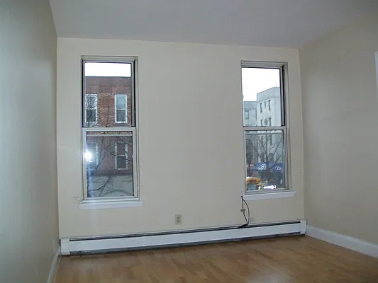 Rented by BuySell Real Estate Inc | media 40