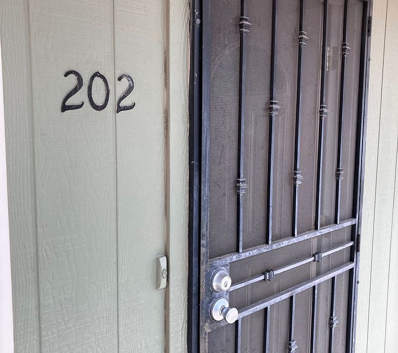 1st image of 2818 N Tucson Blvd APT 202