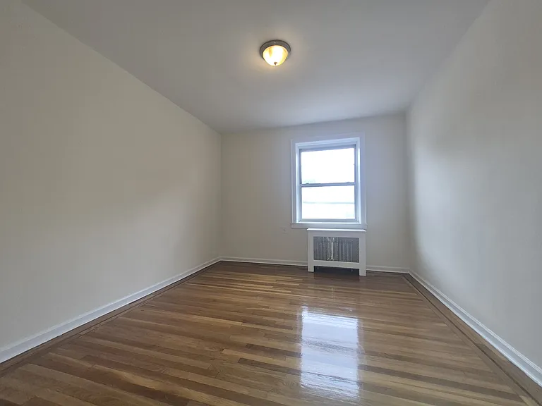 77-44 Austin St #X — Photo 8