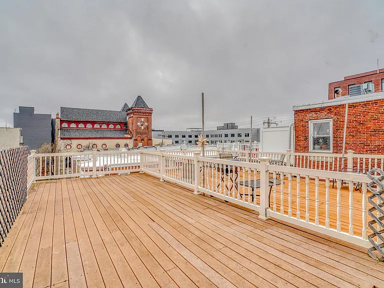 2542 W Girard Ave #2 — Photo 23