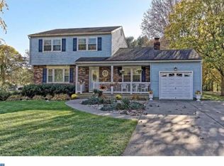 73 S Grove St, Sicklerville, NJ 08081