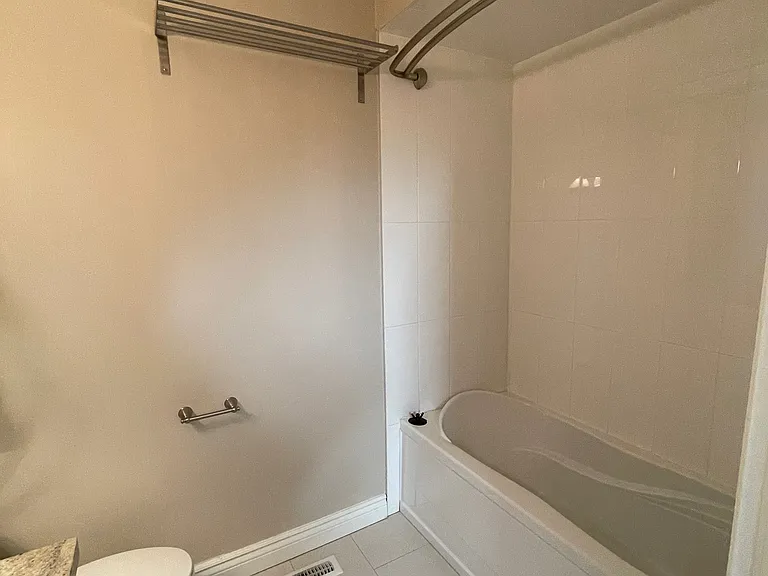 1729 Eglinton Ave W #1739 — Photo 11