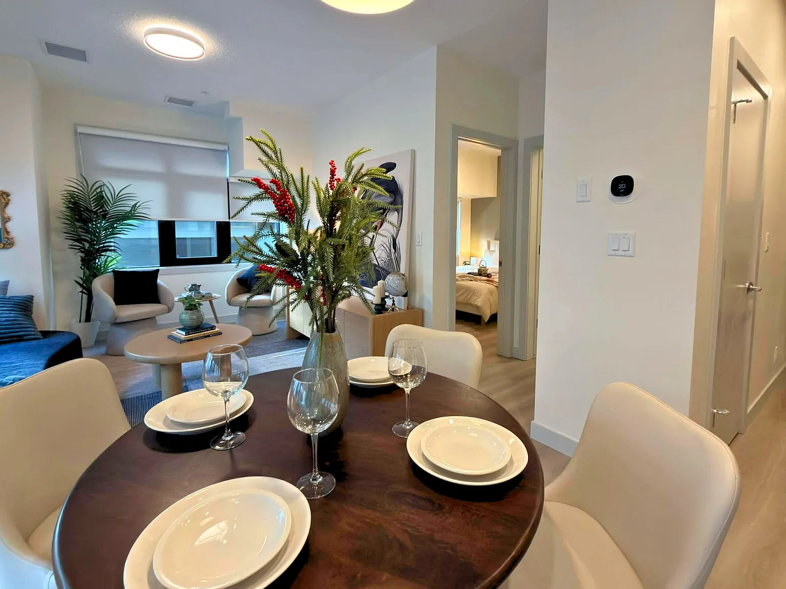 Eau Claire Residences — Photo 4